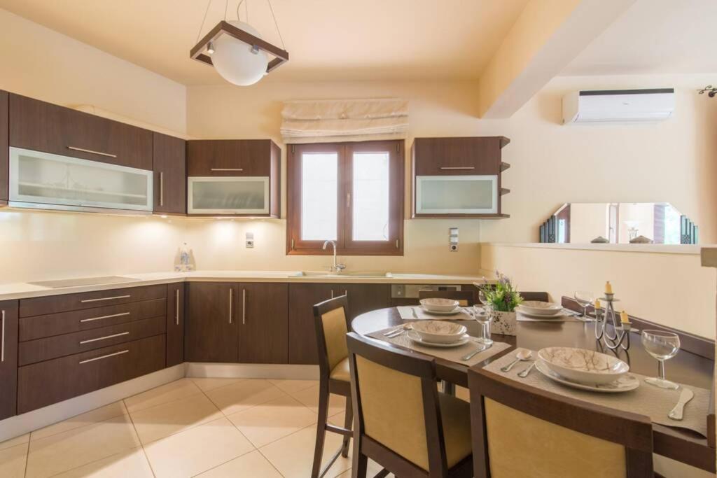 Heraklion Comfy House With Mountain View Exteriör bild