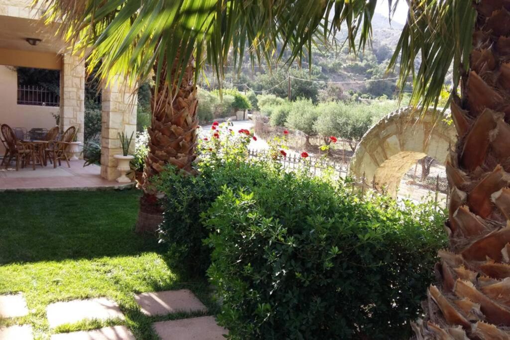 Heraklion Comfy House With Mountain View Exteriör bild
