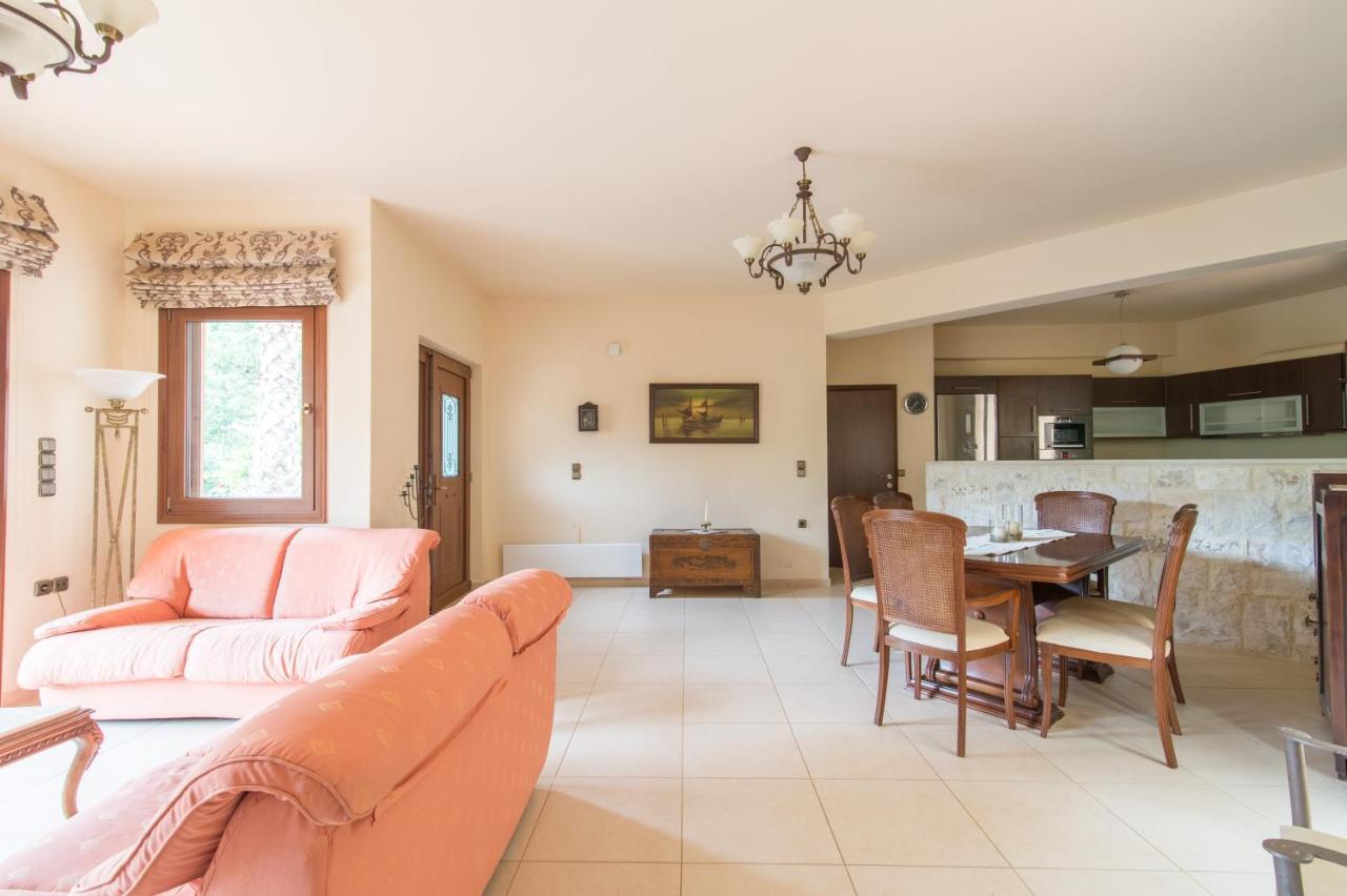 Heraklion Comfy House With Mountain View Exteriör bild