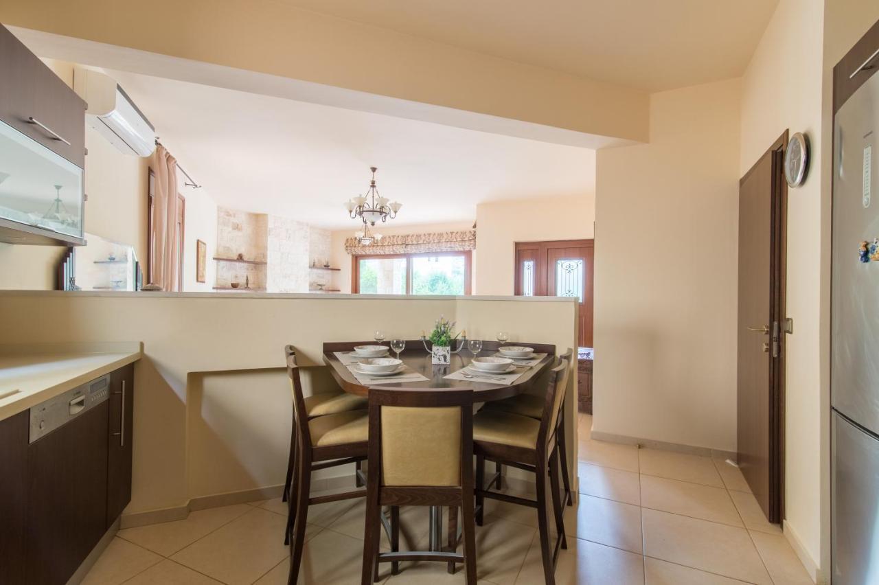 Heraklion Comfy House With Mountain View Exteriör bild